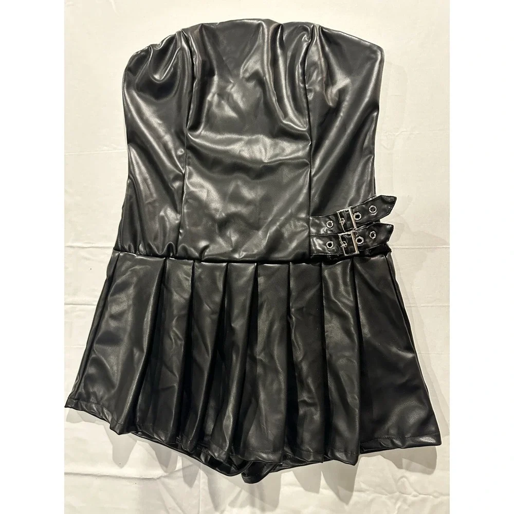 Fashion Nova‎ Faux Leather Strapless Romper Black Buckle Detail Size L